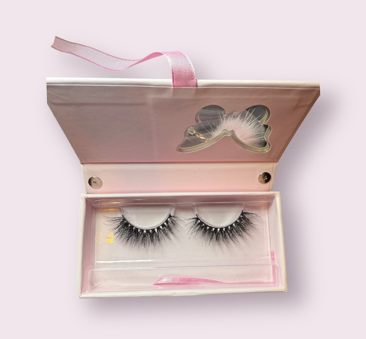 Pretty girl lashes 💗