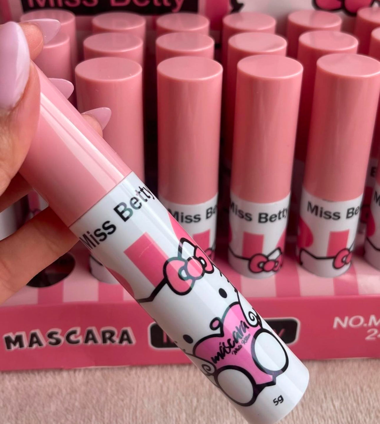 Hello kitty jumbo mascara 💗