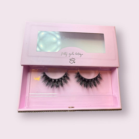 Night out lashes 💗