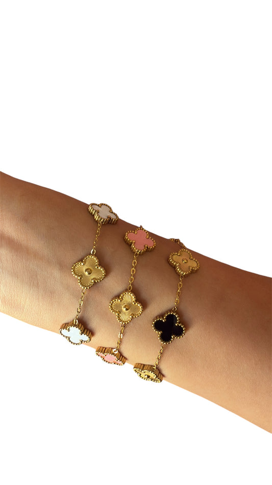 Clover bracelet 💗